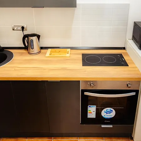 Appartement Modern - Victory Square Near Government Building