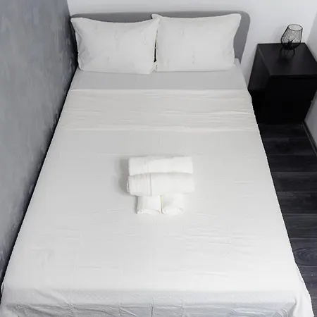 Apartament Modern - Victory Square Near Government Building