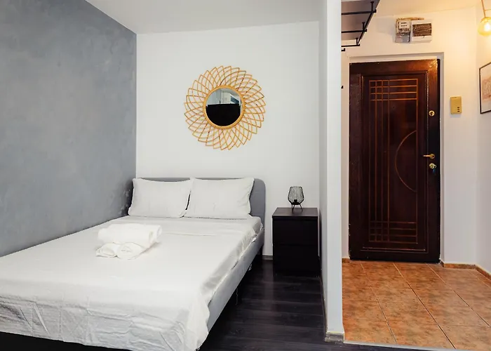 Apartman Modern - Victory Square Near Government Building *